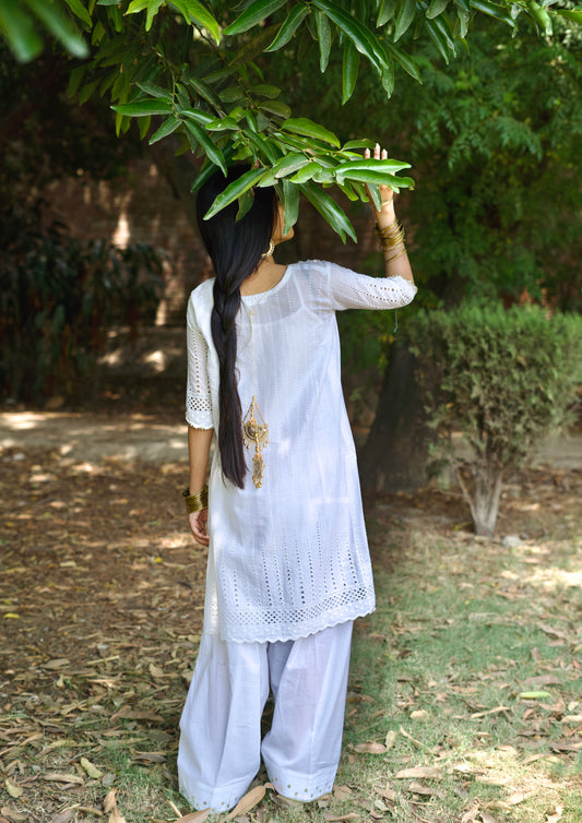 Motiya Vol.02 Elegance with class