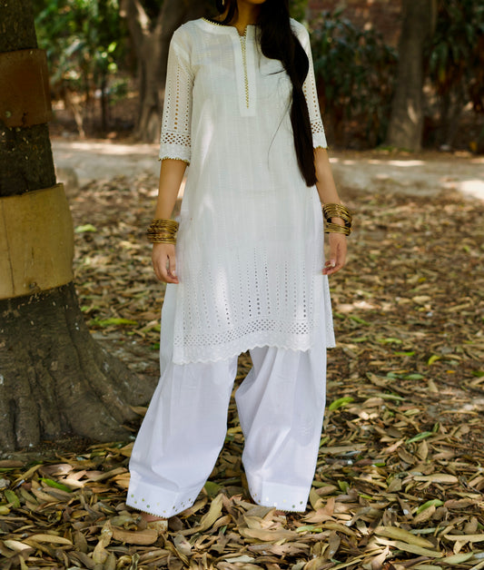 Motiya Vol.02 Elegance with class